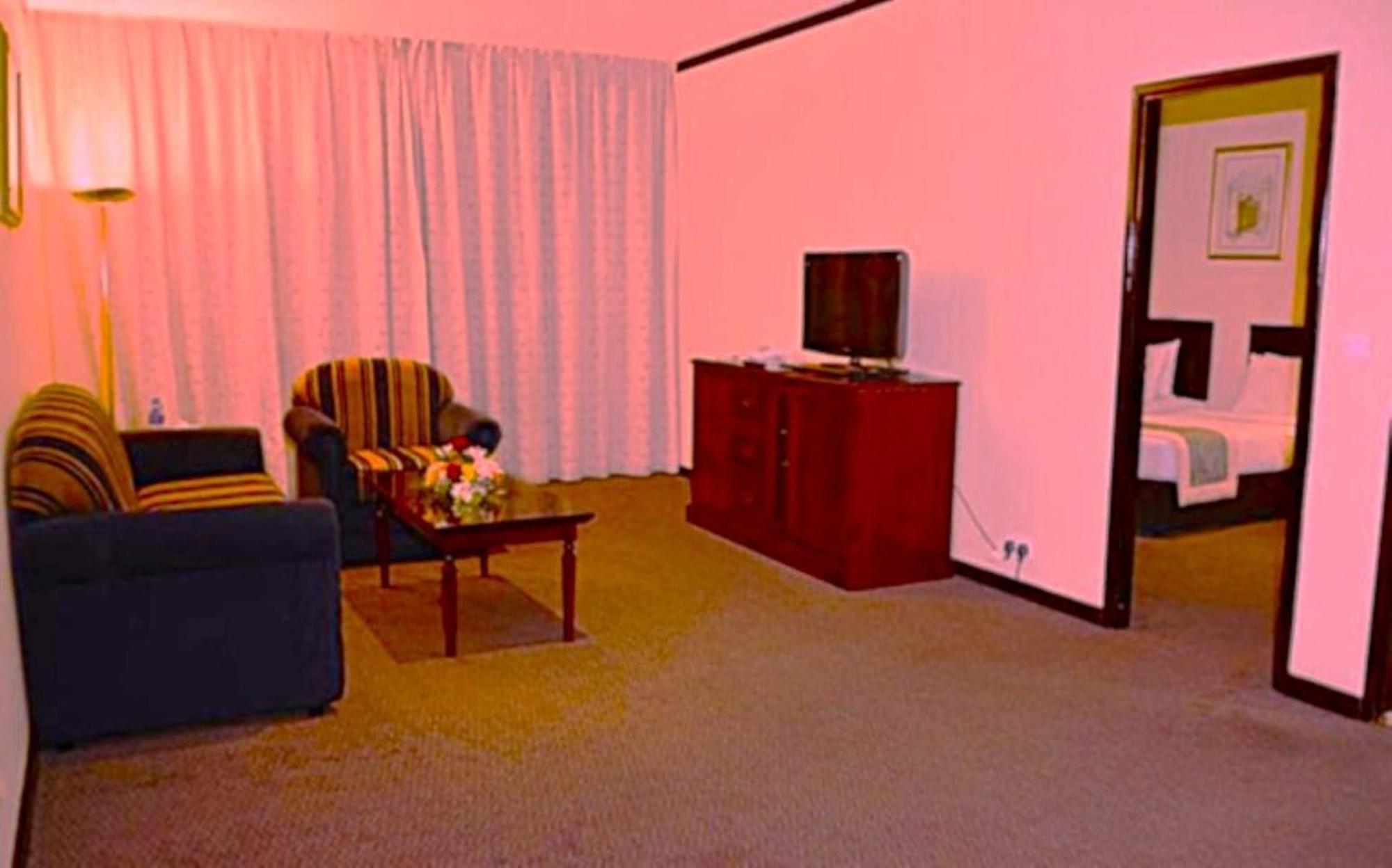 Rolla Suites Hotel -Former J5 Bur Dubai Hotel Экстерьер фото